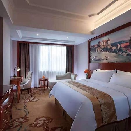 Vienna International Hotel Shaoguan Fengcailou المظهر الخارجي الصورة